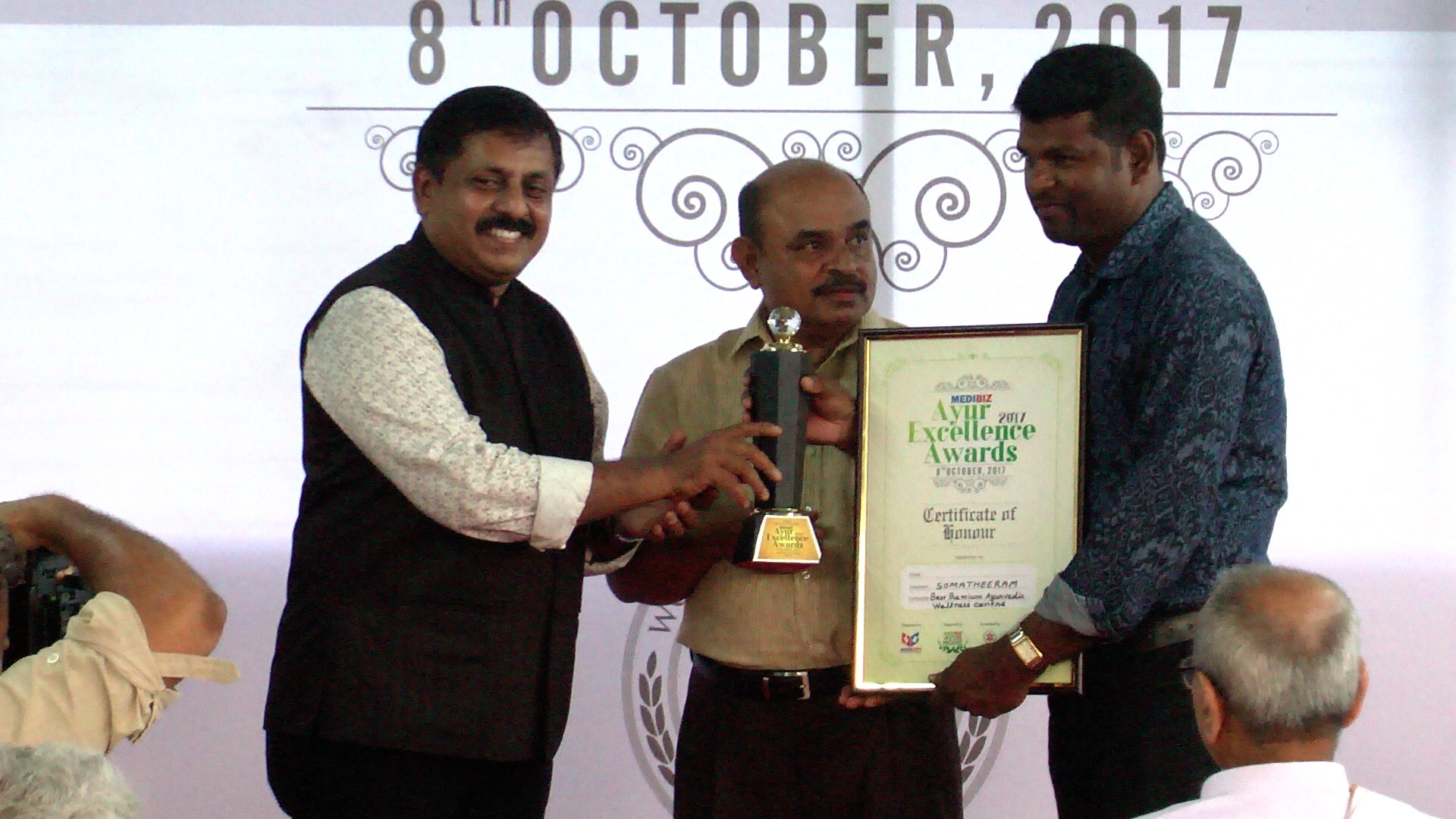  Medibiz Ayur Excellence Award -Best Premium Ayurvedic wellness & Therapy Beach Resort-Somatheeram